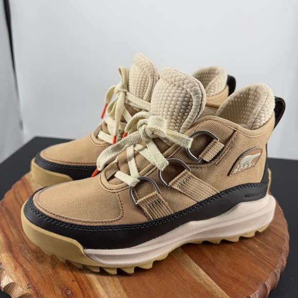 Sorel ONA RMX Chukka Plus Waterproof Canoe / Jet NL5134-262 Women's 7.5 - Picture 4 of 9